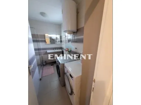 Izdavanje, trosoban stan, 67m², Novi Beograd Blok 22, Novi Beograd Sve Podlokacije - image 12