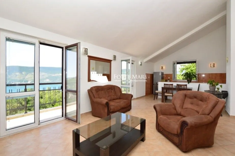 Prodaja, dvosoban stan, 150m², Topla, Herceg Novi