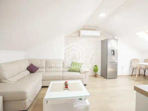 Prodaja, dvosoban stan, 50m², Stari Aerodrom, Podgorica - image 2