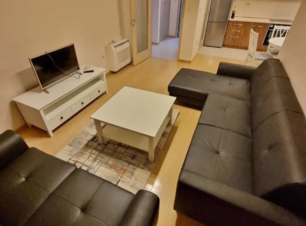 Izdavanje, dvosoban stan, 72m², City Kvart, Podgorica