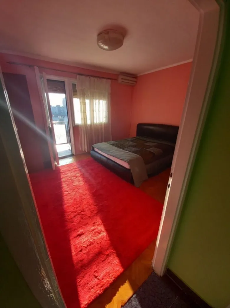 Izdavanje, trosoban stan, 85m², Dalmatinska ulica, Podgorica