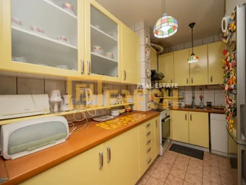 Prodaja, dvosoban stan, 81m², Preko Morače, Podgorica - image 10