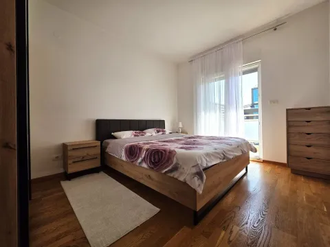 Izdavanje, stan, 53m², City Kvart, Podgorica - image 7