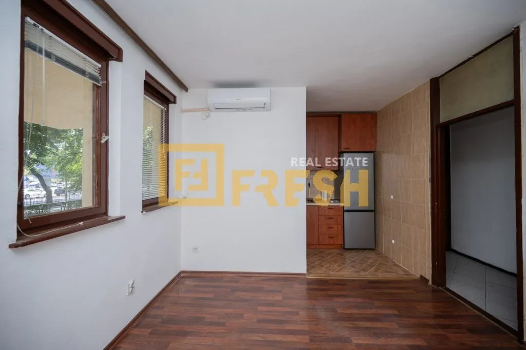 Rent, office space, 27m², Preko Morače, Podgorica
