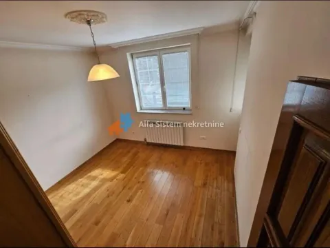 Rent, four bedroom apartment, 120m², Savski Venac, Beograd - image 21