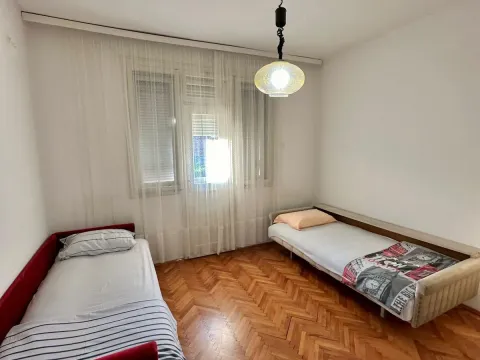 Izdavanje, trosoban stan, 107m², Masline, Podgorica - image 7