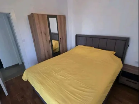 Izdavanje, jednosoban stan, 56m², Krivi Most, Podgorica - image 7