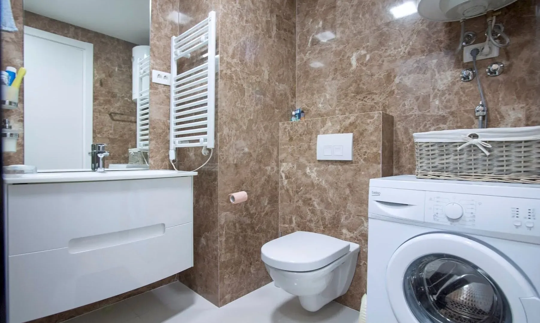 Prodaja, trosoban stan, 181m², Budva, Crna Gora