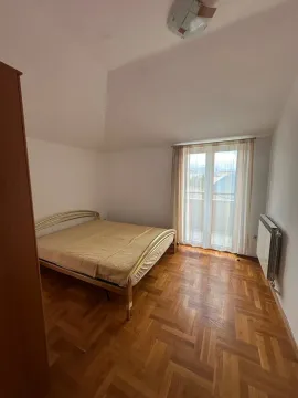 Rent, four bedroom apartment, 150m², Stari Aerodrom, Podgorica - image 14