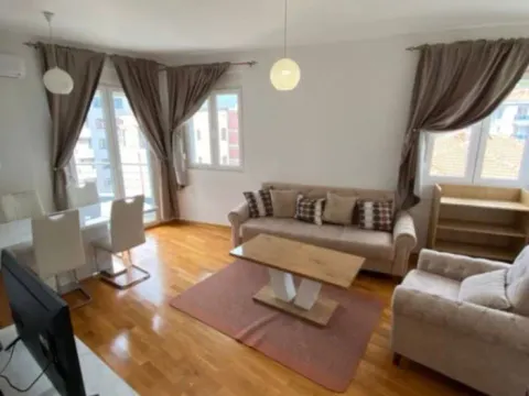 Prodaja, dvosoban stan, 58m², Bečići, Budva