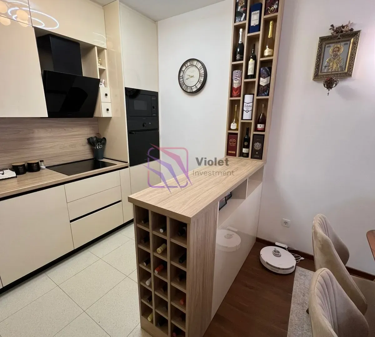Izdavanje, dvosoban stan, 69m², Master Kvart, Podgorica
