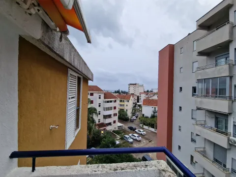 Sale, one bedroom apartment, 55m², Budva, Crna Gora - image 11