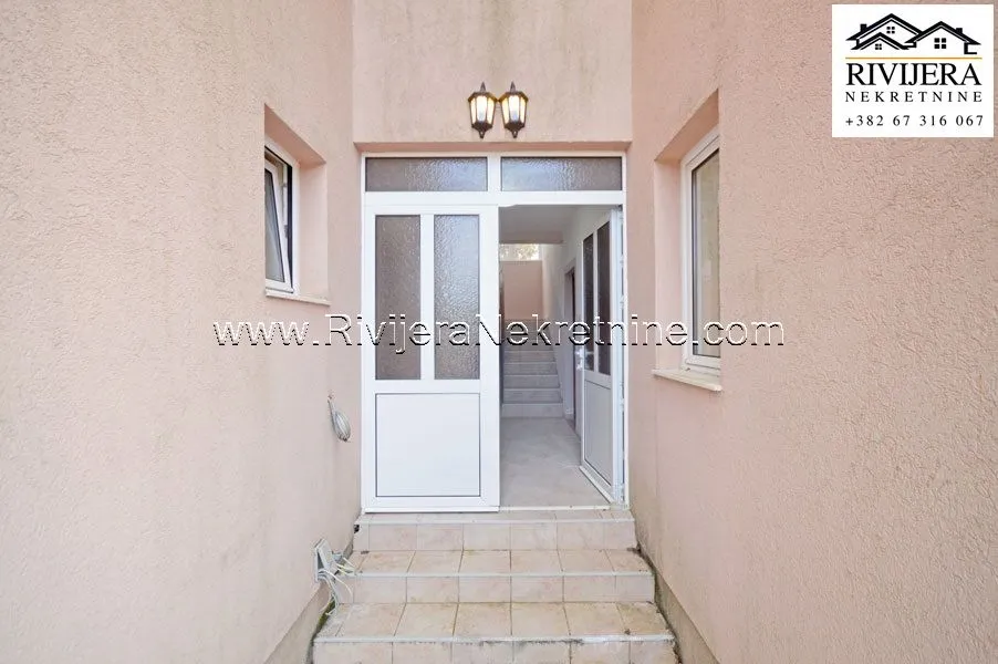Prodaja, dvosoban stan, 80m², Radanovići, Kotor