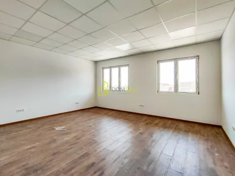 Rent, office space, 630m², Farmaci, Podgorica - image 6