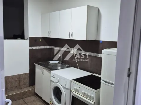 Izdavanje, jednosoban stan, 40m², Podbara, Novi Sad Sve Podlokacije - image 5