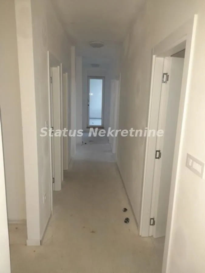 Prodaja, četvorosoban stan, 131m², Telep, Novi Sad Sve Podlokacije