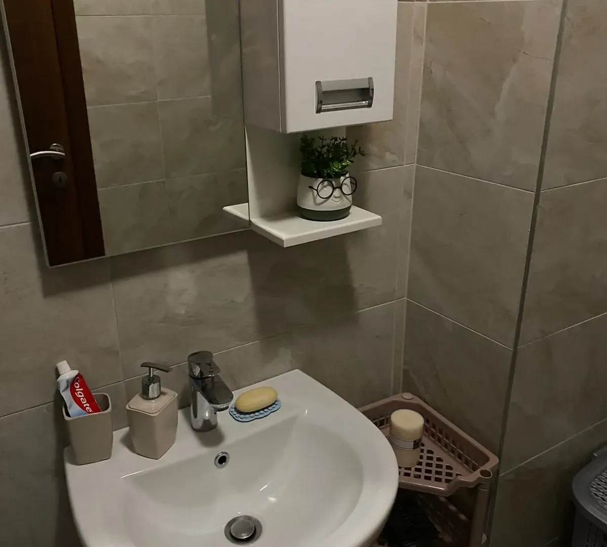 Izdavanje, jednosoban stan, 43m², Zabjelo, Podgorica