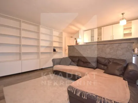 Izdavanje, trosoban stan, 70m², Centar, Podgorica - image 3
