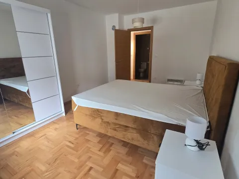 Izdavanje, dvosoban stan, 72m², Dubovica, Budva - image 10