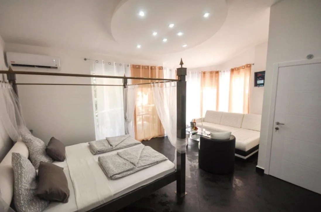 Prodaja, kuća, 450m², Bar, Crna Gora