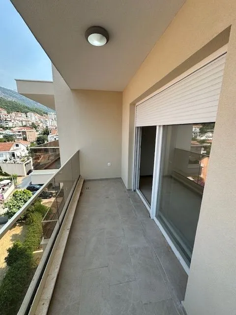 Sale, three bedroom apartment, 79m², Budva, Crna Gora