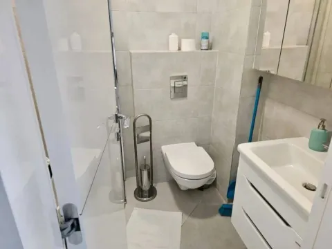 Rent, one bedroom apartment, 45m², Centar, Budva - image 4