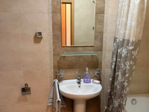 Izdavanje, jednosoban stan, 43m², Stari Aerodrom, Podgorica - image 10