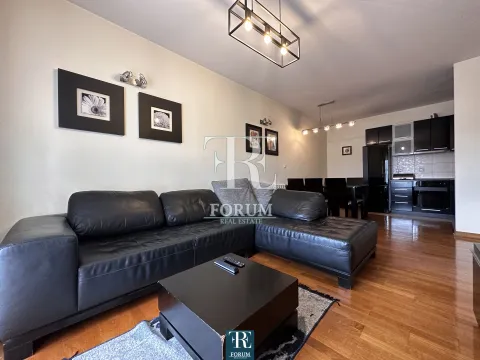 Prodaja, dvosoban stan, 66m², Preko Morače, Podgorica - image 1