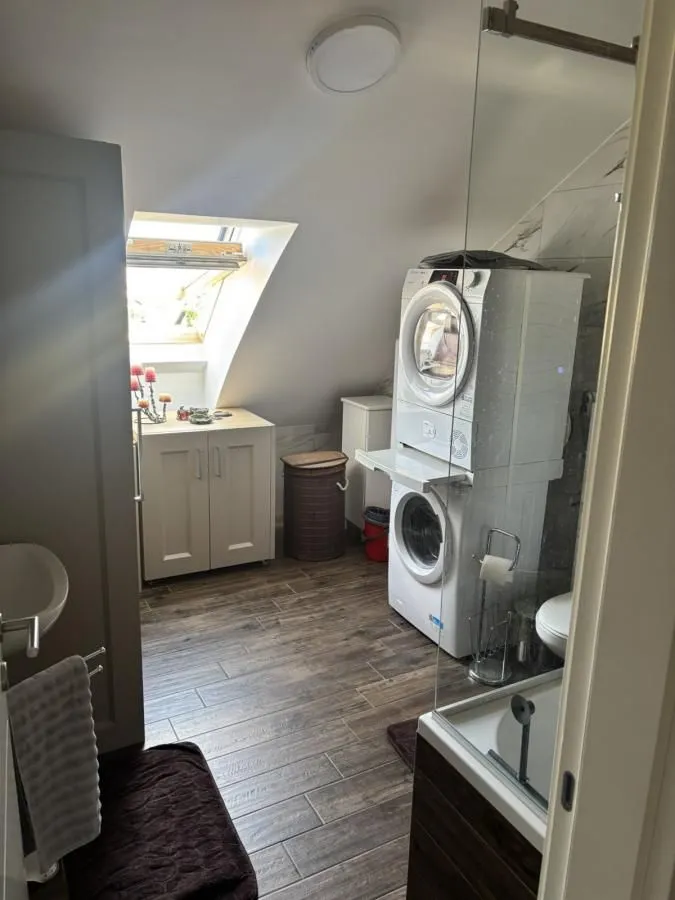 Prodaja, četvorosoban stan, 102m², Telep, Novi Sad Sve Podlokacije