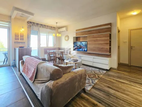 Prodaja, jednosoban stan, 50m², Preko Morače, Podgorica - image 1