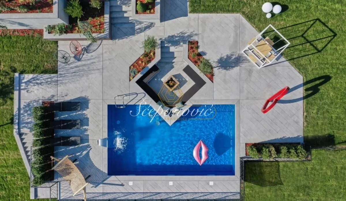 Rent, house, 295m², Sremski Karlovci, Novi Sad