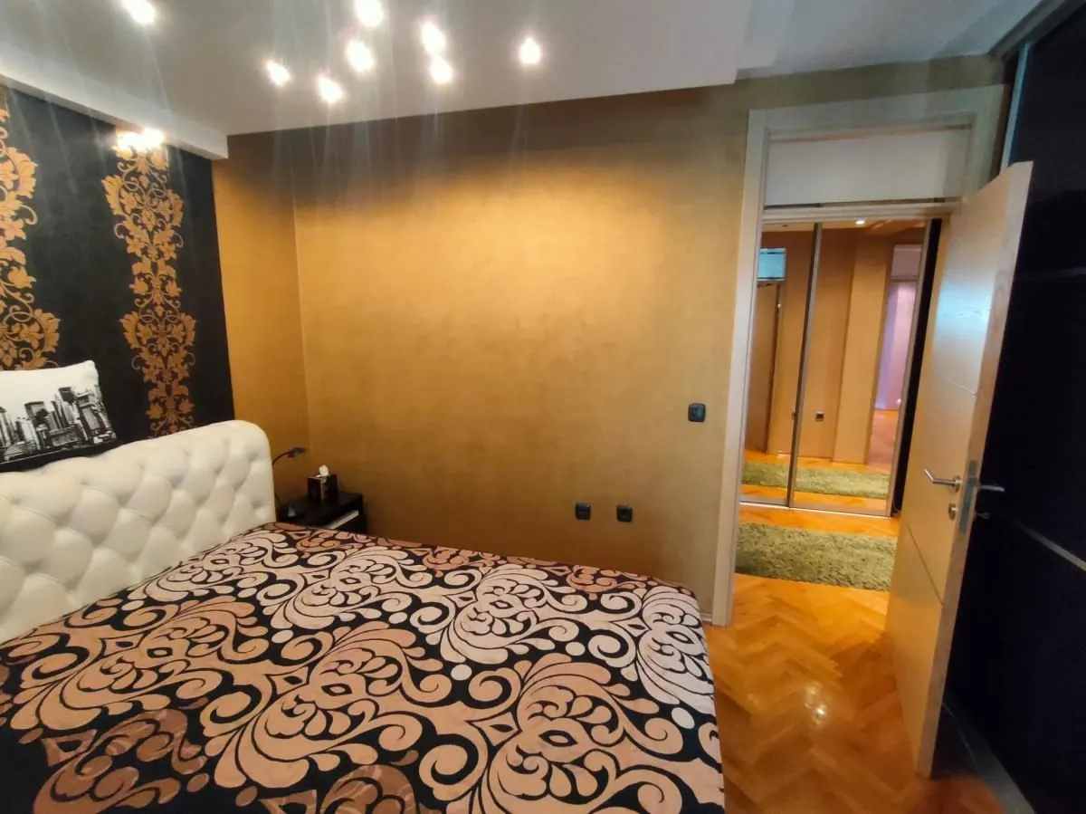 Izdavanje, trosoban stan, 103m², Spens, Novi Sad Sve Podlokacije