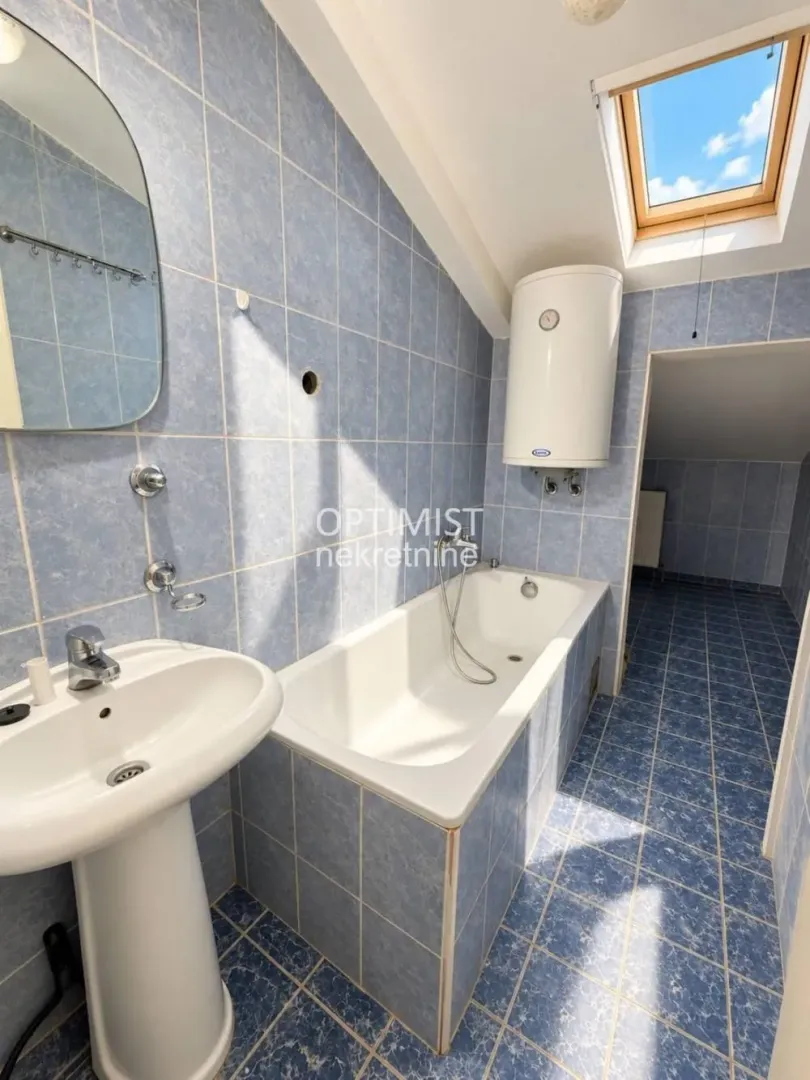 Prodaja, jednosoban stan, 47m², Novi Banovci, Stara Pazova