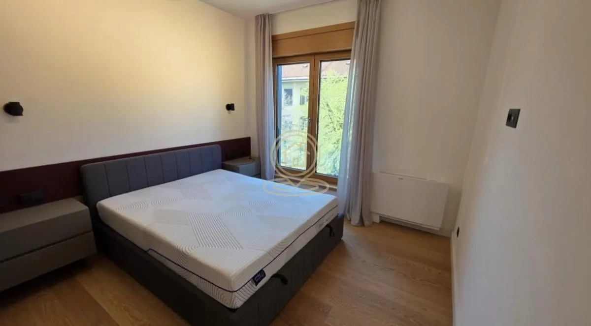 Rent, two bedroom apartment, 67m², Klinički Centar, Beograd