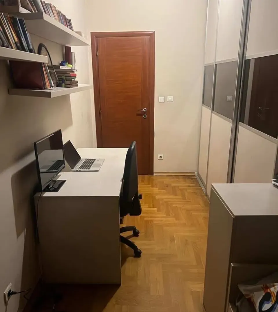 Izdavanje, trosoban stan, 130m², Preko Morače, Podgorica