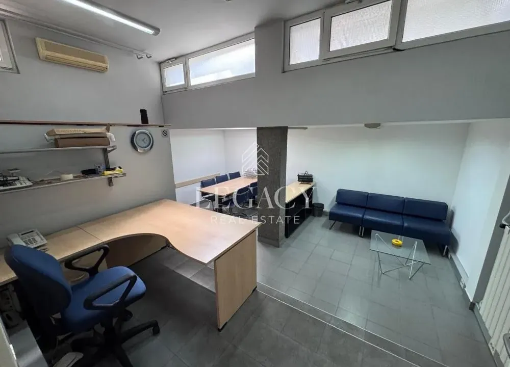 Rent, office space, 64m², Južni Bulevar, Vračar Sve Podlokacije