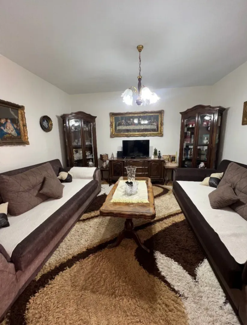 Rent, two bedroom apartment, 85m², Centar, Bar