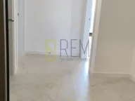 Prodaja, trosoban stan, 110m², Tološka šuma, Podgorica - image 10