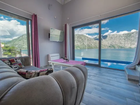 Izdavanje, kuća, 150m², Stoliv, Kotor - image 5