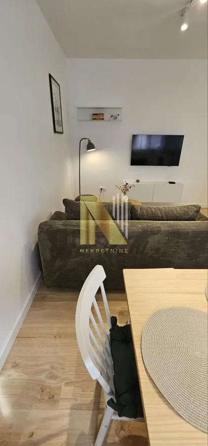 Izdavanje, jednosoban stan, 40m², Podbara, Novi Sad Sve Podlokacije