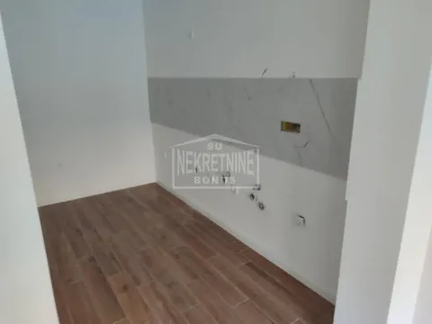 Rent, office space, 37m², Centar, Subotica - image 3