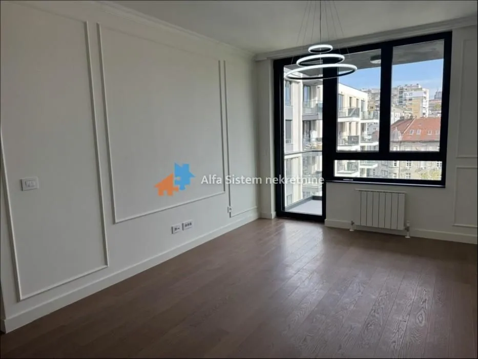 Izdavanje, trosoban stan, 72m², Savski Venac, Beograd
