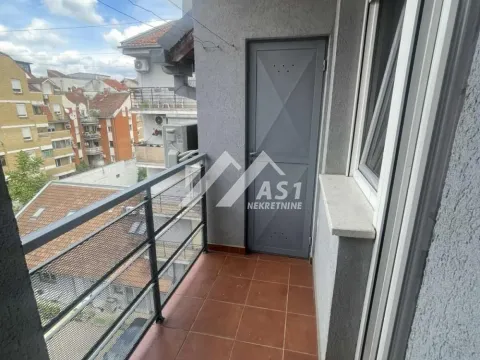 Rent, one bedroom apartment, 34m², Bulevar Oslobodjenja, Novi Sad Sve Podlokacije - image 11