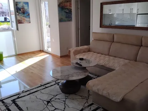 Izdavanje, stan, 47m², Zabjelo, Podgorica - image 2