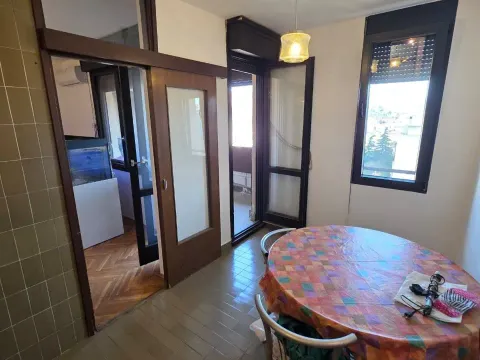 Prodaja, trosoban stan, 95m², Blok 9, Podgorica - image 3