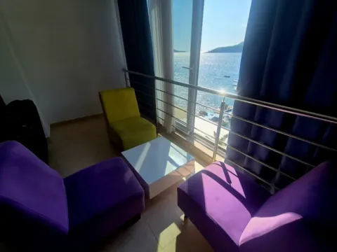 Prodaja, dvosoban stan, 97m², Rafailovići, Budva - image 1