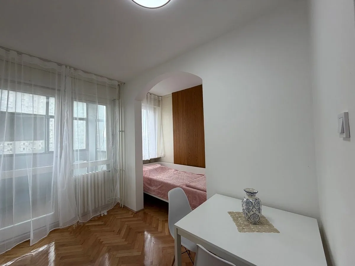 Rent, two bedroom apartment, 41m², Crveni Krst, Beograd