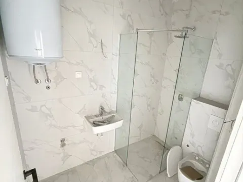 Sale, two bedroom apartment, 67m², Stari Aerodrom, Podgorica - image 4