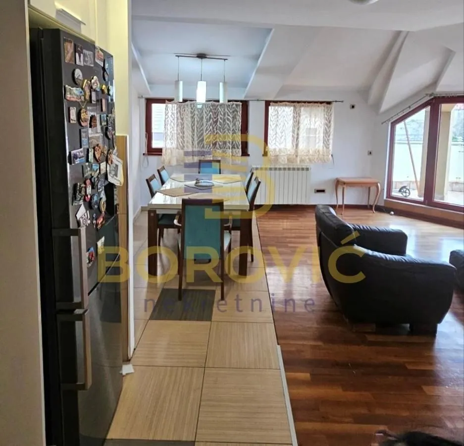 Rent, four bedroom apartment, 114m², Lion, Zvezdara Sve Podlokacije