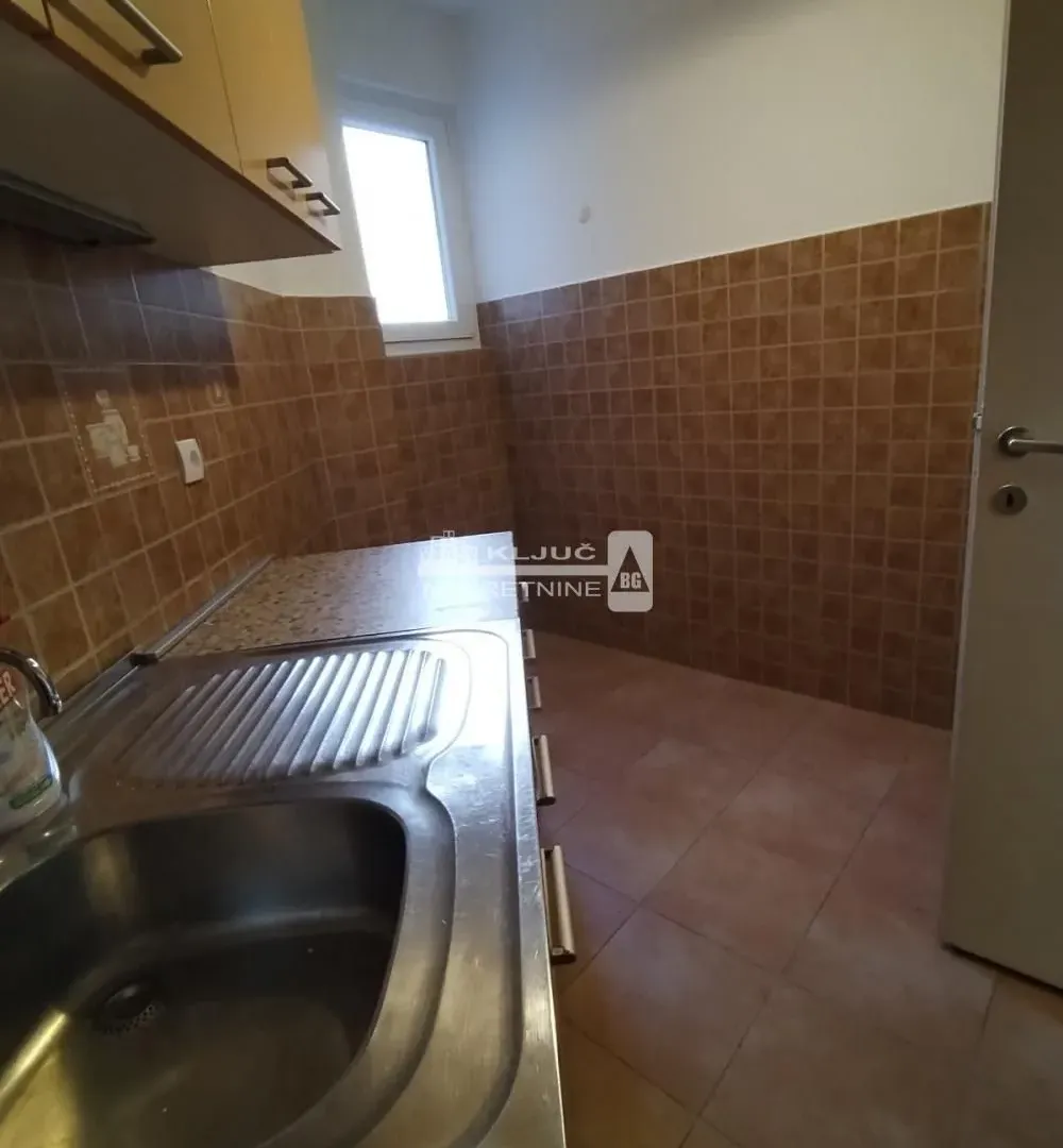 Prodaja, dvosoban stan, 34m², Novi Beograd Blok 2, Novi Beograd Sve Podlokacije